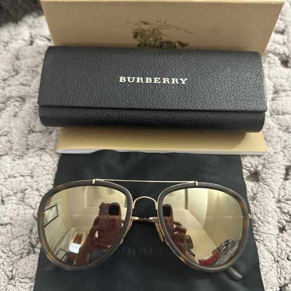burberry sunglasses - Picture 2 of 11